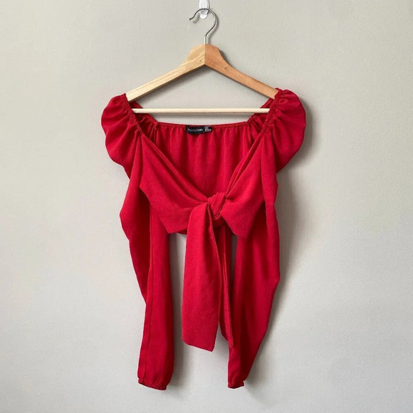 PrettyLittleThing Women's Size 2 Puff Long Sleeve Tie Bow Crop Top Blouse Red - Picture 1 of 16
